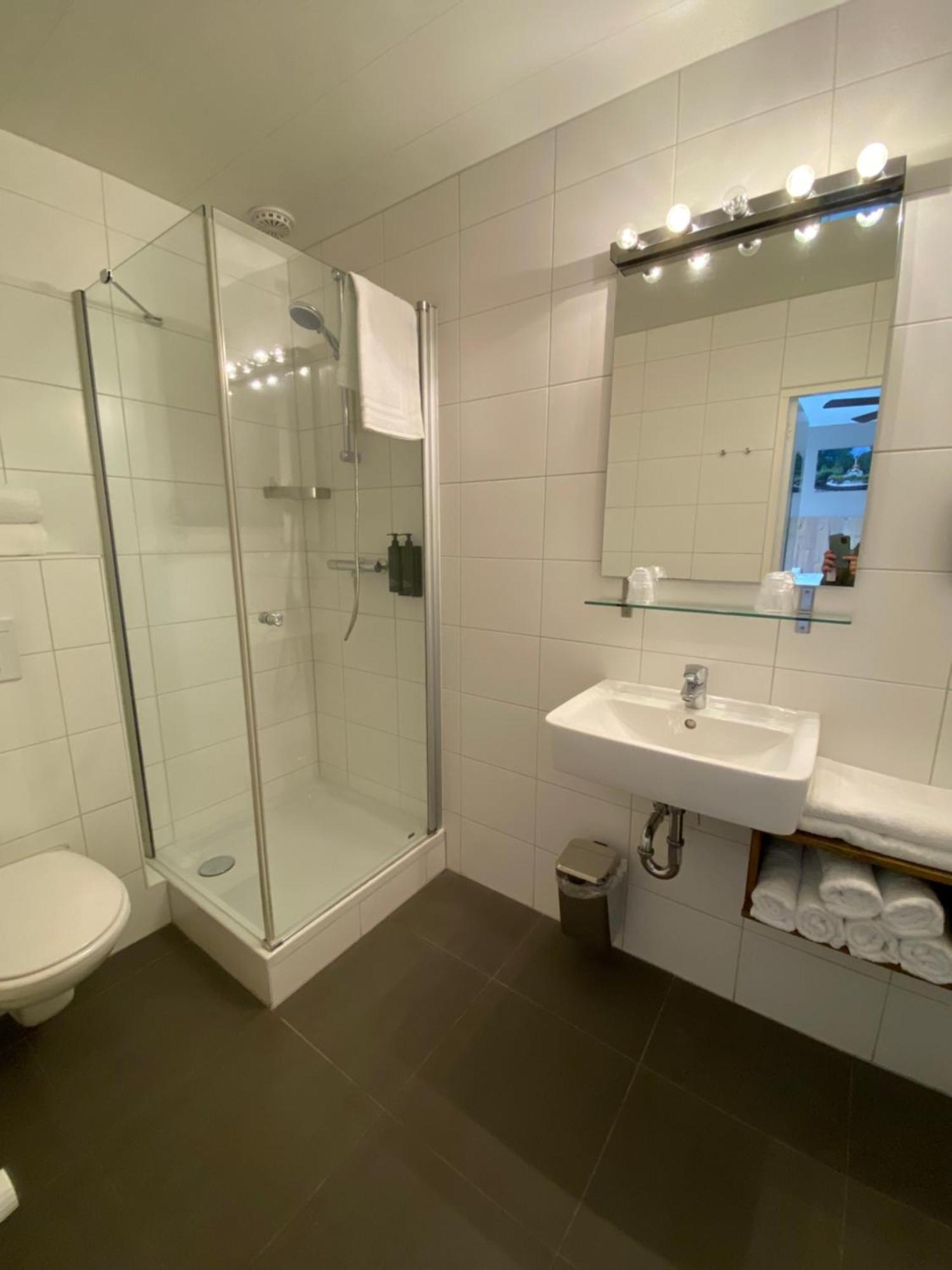 Hotel Emilia Kaatsheuvel Zewnętrze zdjęcie