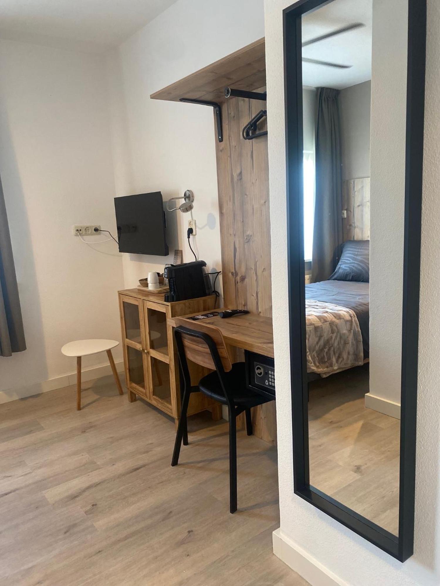 Hotel Emilia Kaatsheuvel Zewnętrze zdjęcie